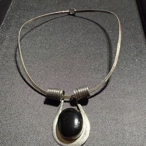 Elegant Sterling Silver Onyx Pendant Necklace 16"  (1)